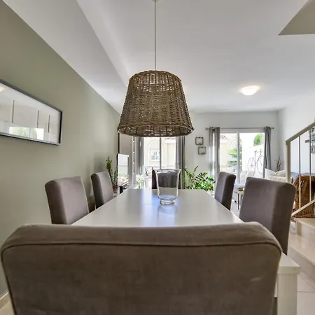 Holiday home Adosado Montesol *